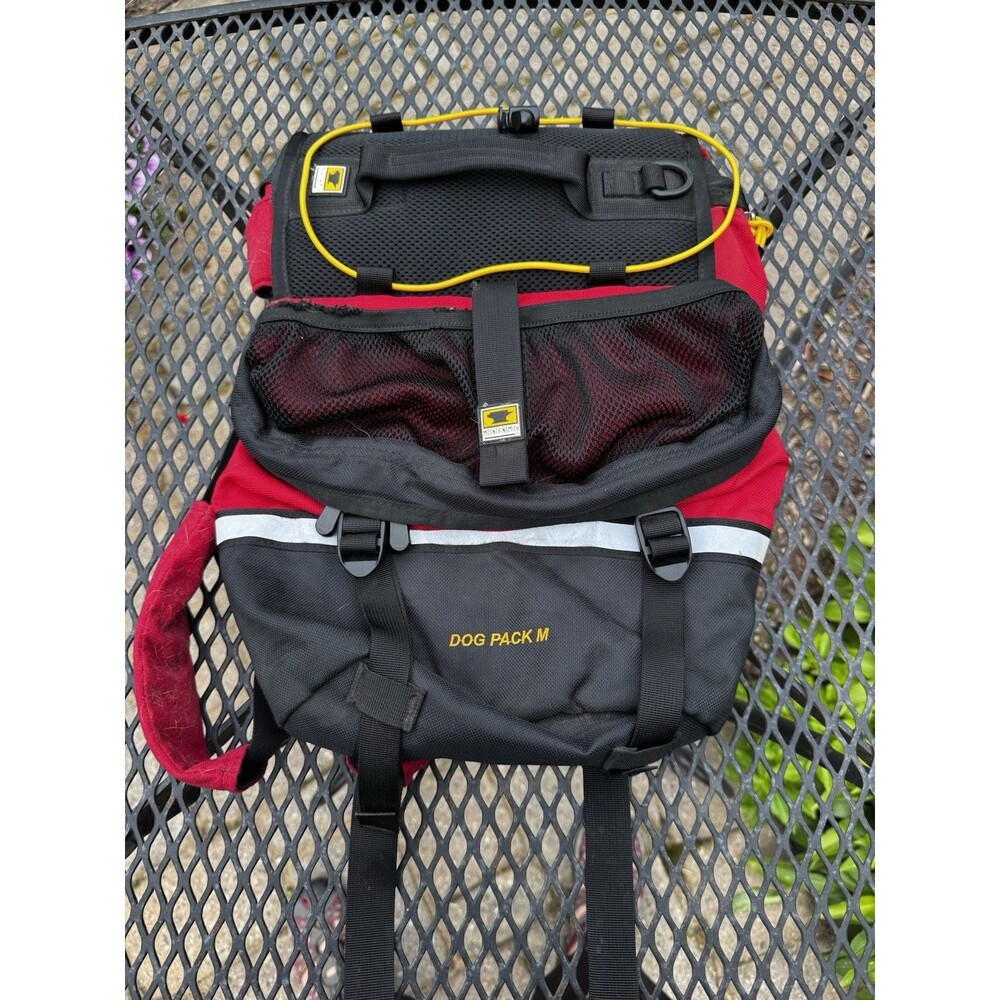 Mountainsmith Adjustable Medium Pet Dog Pack Red Black Yellow Bungie Reflect